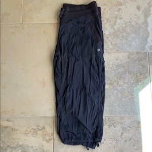 Lululemon Grey Studio Crops